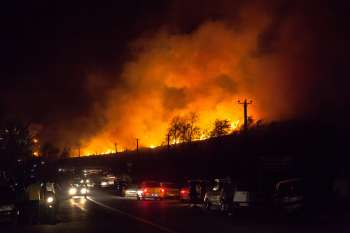جنگل سیاهکل در چهارمین روز از فروردین سال ۹۷ دچار حریق شد