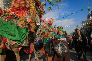 ورود نمادین کاروان حضرت معصومه سلام الله علیها به شهر قم